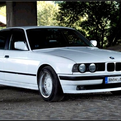 BMW 525, 1988.g.